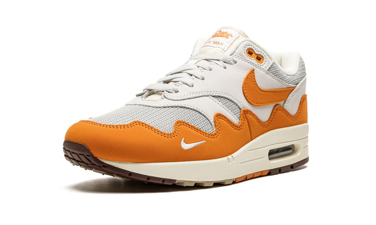 Nike Air Max 1 Patta Waves "Monarch" (with Bracelet)