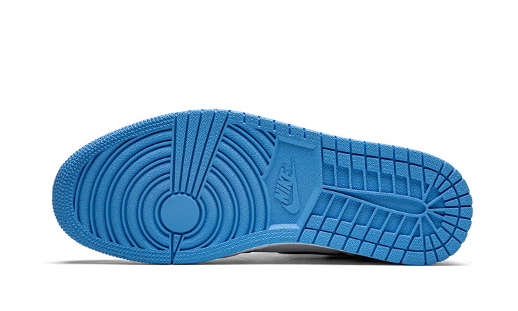 Air Jordan 1 Retro High “University Blue”