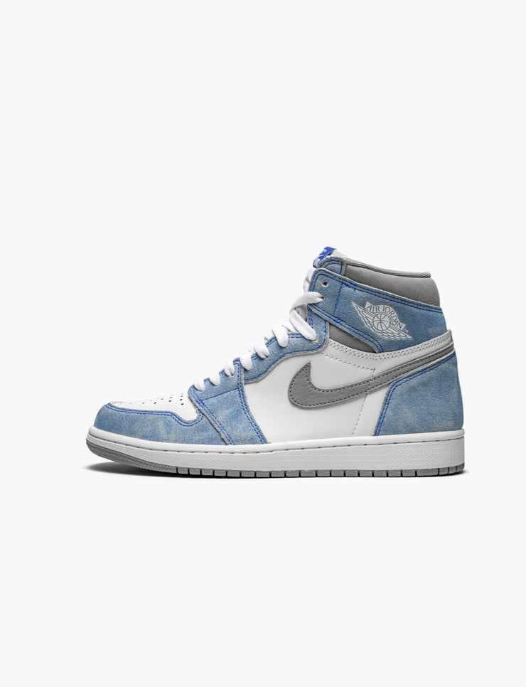 Air Jordan 1 “Hyper Royal”