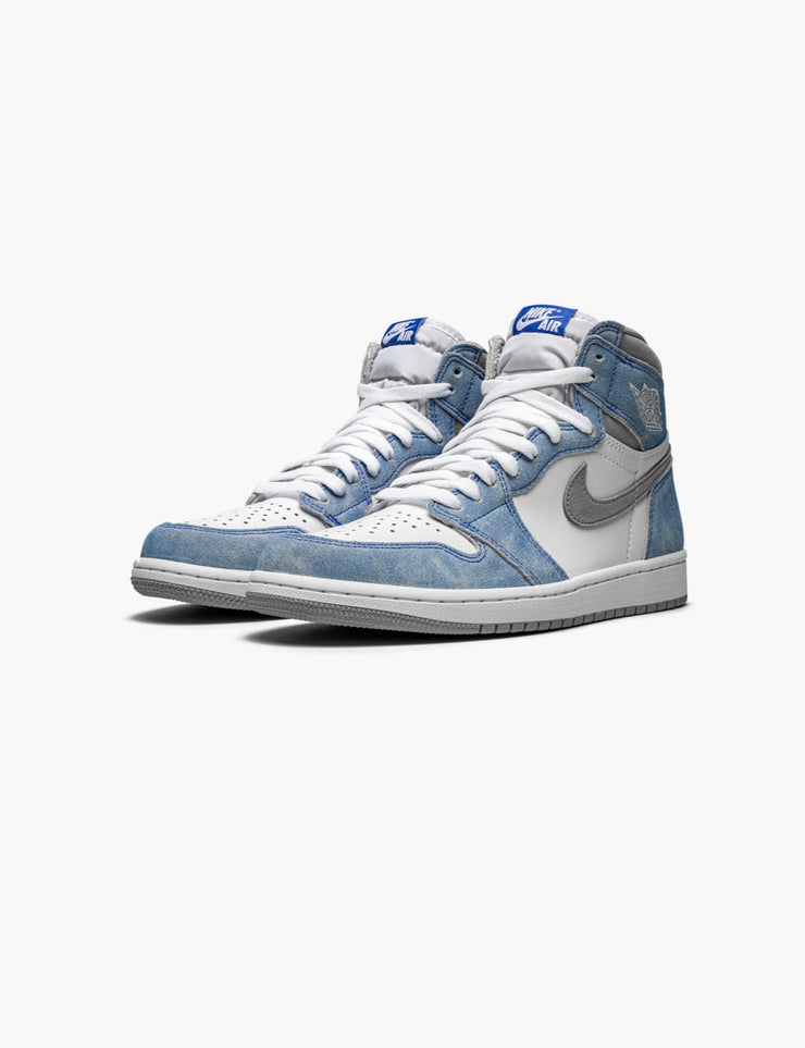 Air Jordan 1 “Hyper Royal”