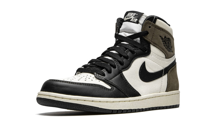 Air Jordan 1 "Mocha"